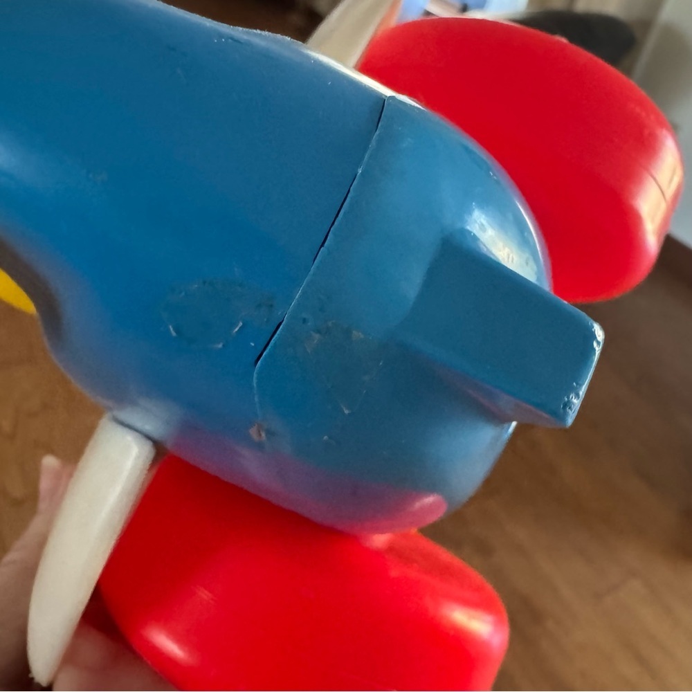 Vintage 1980 Fisher Price Pull Behind Plane Airplane Toy with Pull String Pilot - Picture 6 of 8